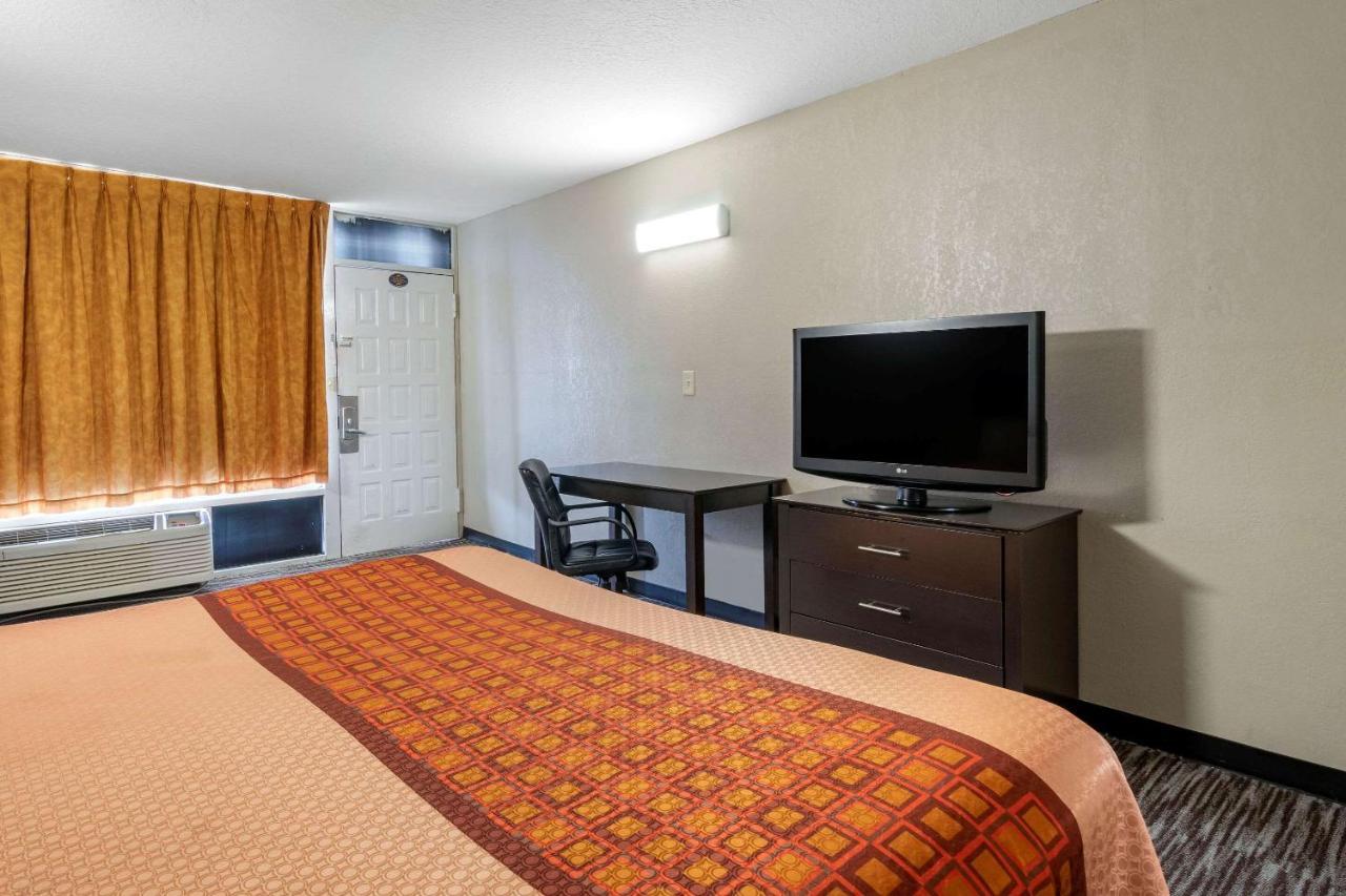 Rodeway Inn Clearwater-Largo Exterior foto
